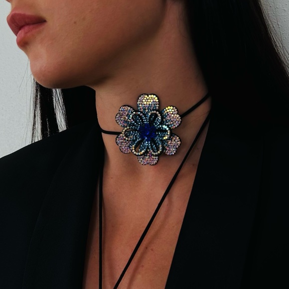 New Rhinestone Flower Cobalt Blue Necklace Choker - Picture 7 of 14